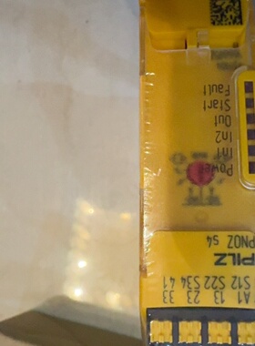 PlLZ      PN0Z   S4未拆封。询价