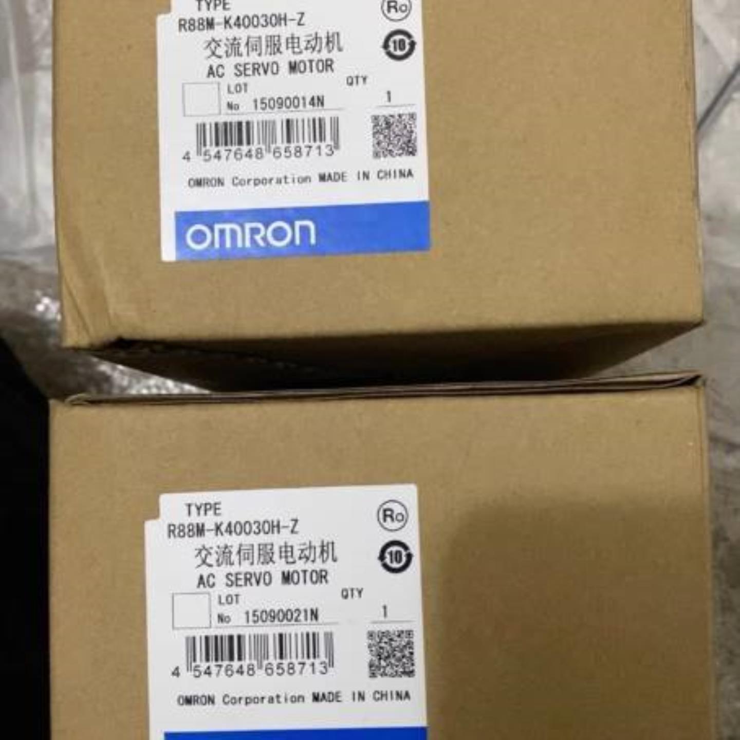 配件R88M-G40030T-BS2 欧姆龙伺服电机现货大量库存包邮议价