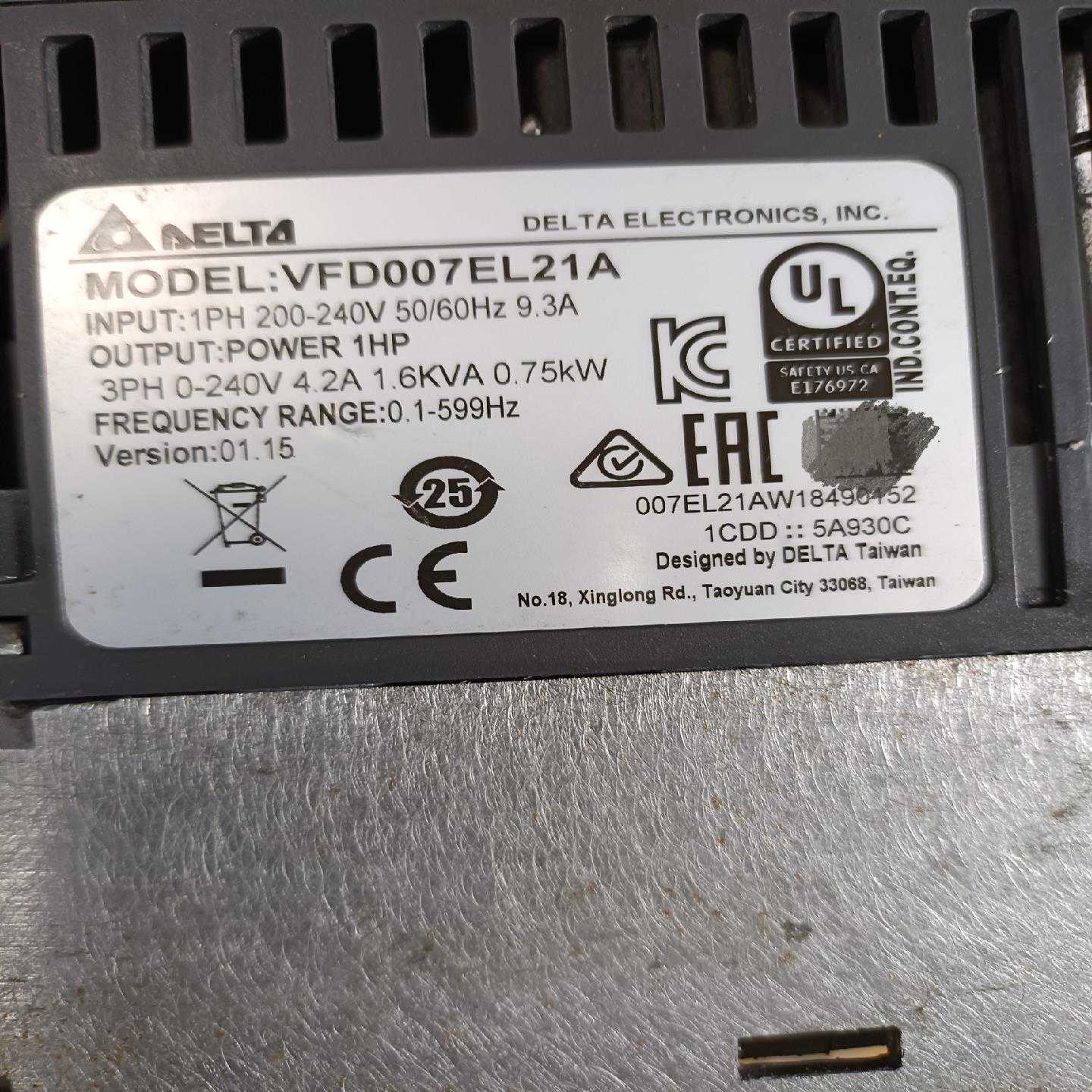 VFD007EL21A，台达变频器220V，0.75KW，成一议价商品