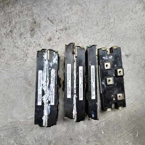 CM165YE4-12F。