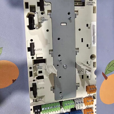 议价ABB ACS880变频器主板ZCU-12，3AXD50000005751