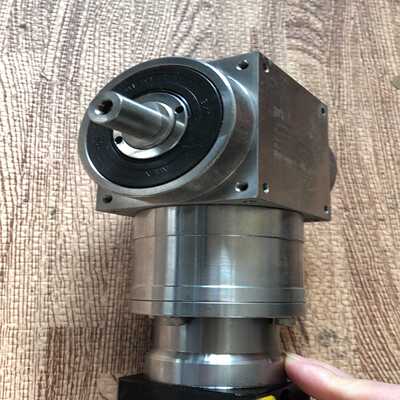 ZANDER AACHEN 安全继电器SR3D AC230V（地坛设备）