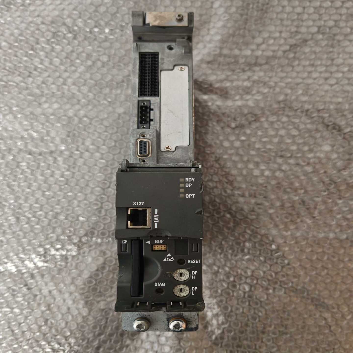 议价CU320-2DP功能正常，成色M一般！带系统卡！包功能不包成维修