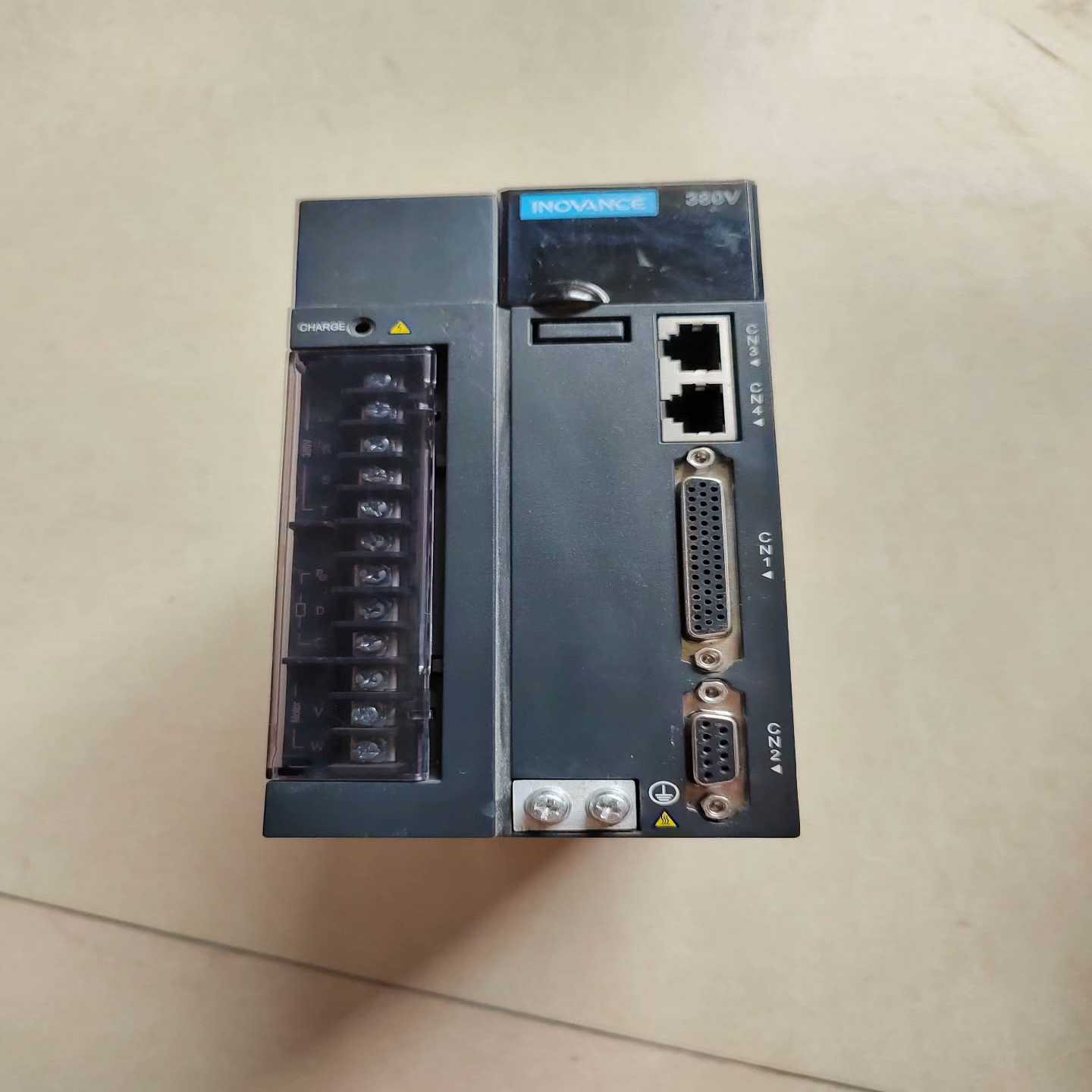 汇川驱动器 IS620PT8R4I-C 实物图拍 摄功能（电子设备）