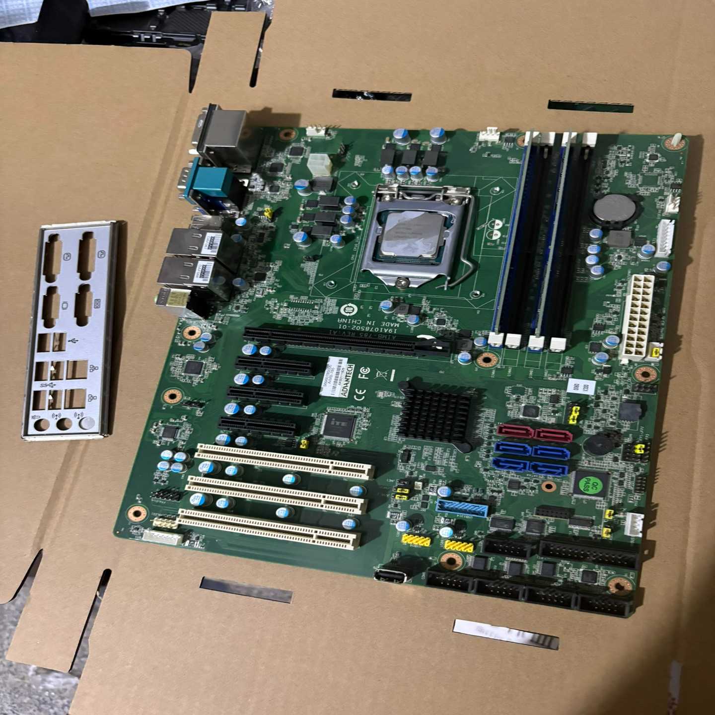 研华AIMB-785REV:A1漂亮还有3片询价