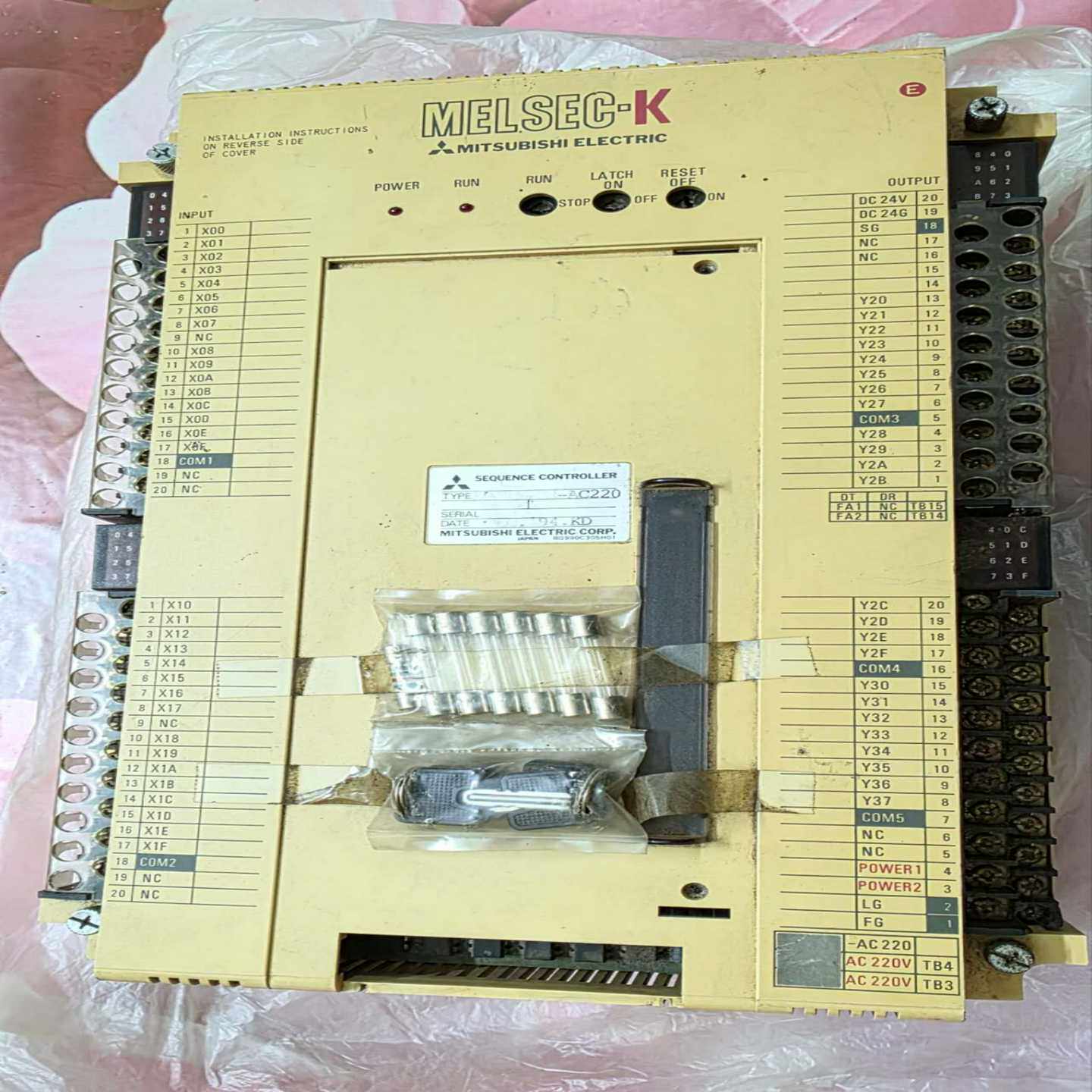 三菱MELSEC-K序列控制器，型号-AC220，拆机件，外--议价商品