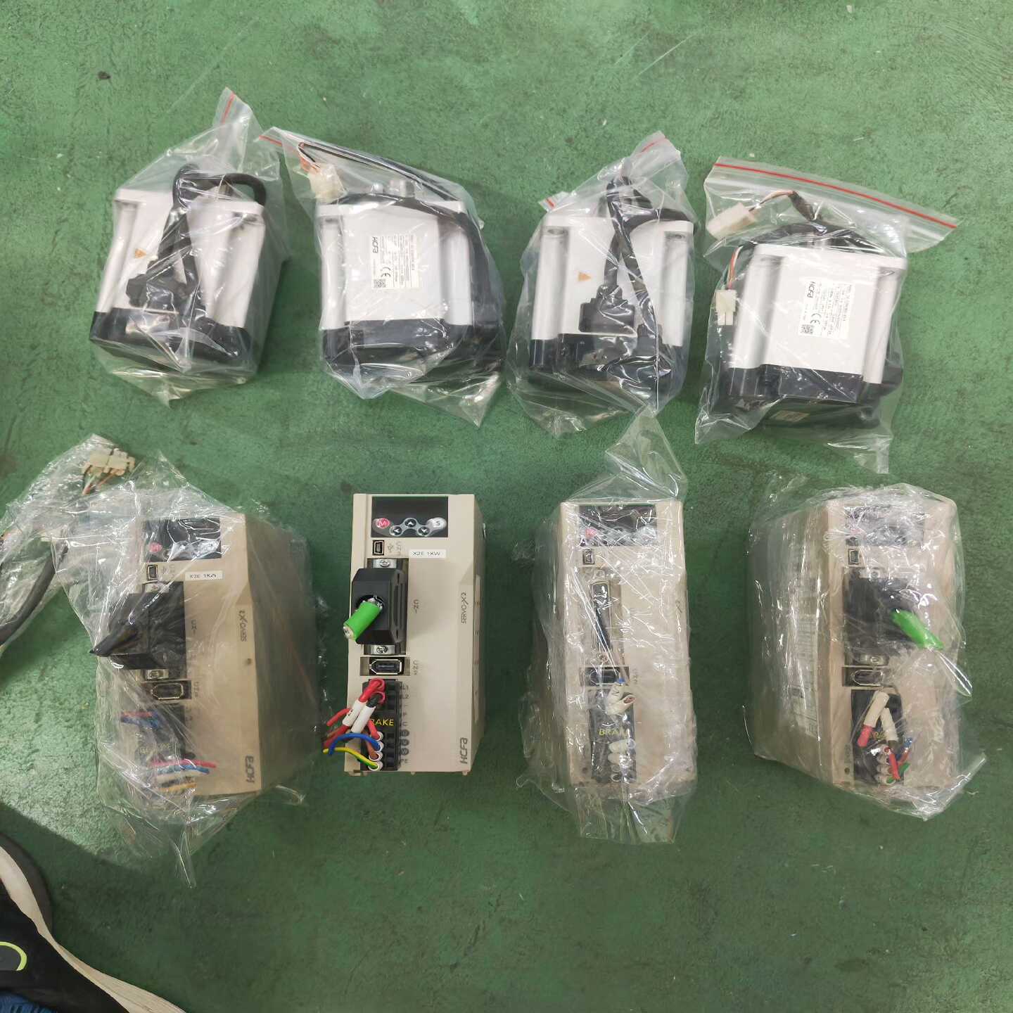 禾川1KW伺服电机，驱动SV-X2EA100A-A，电机SV询价