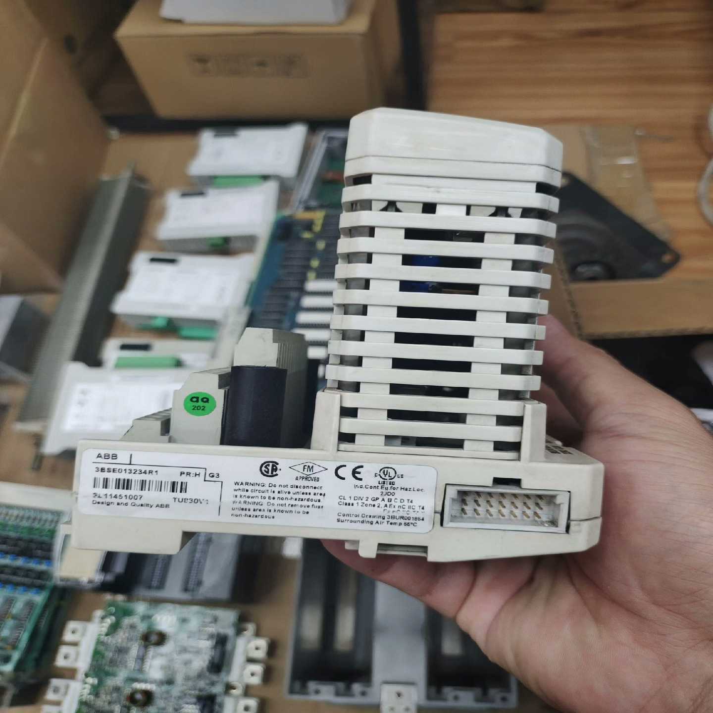 AO820  TU830V1  ABB模块和底座,成~询价