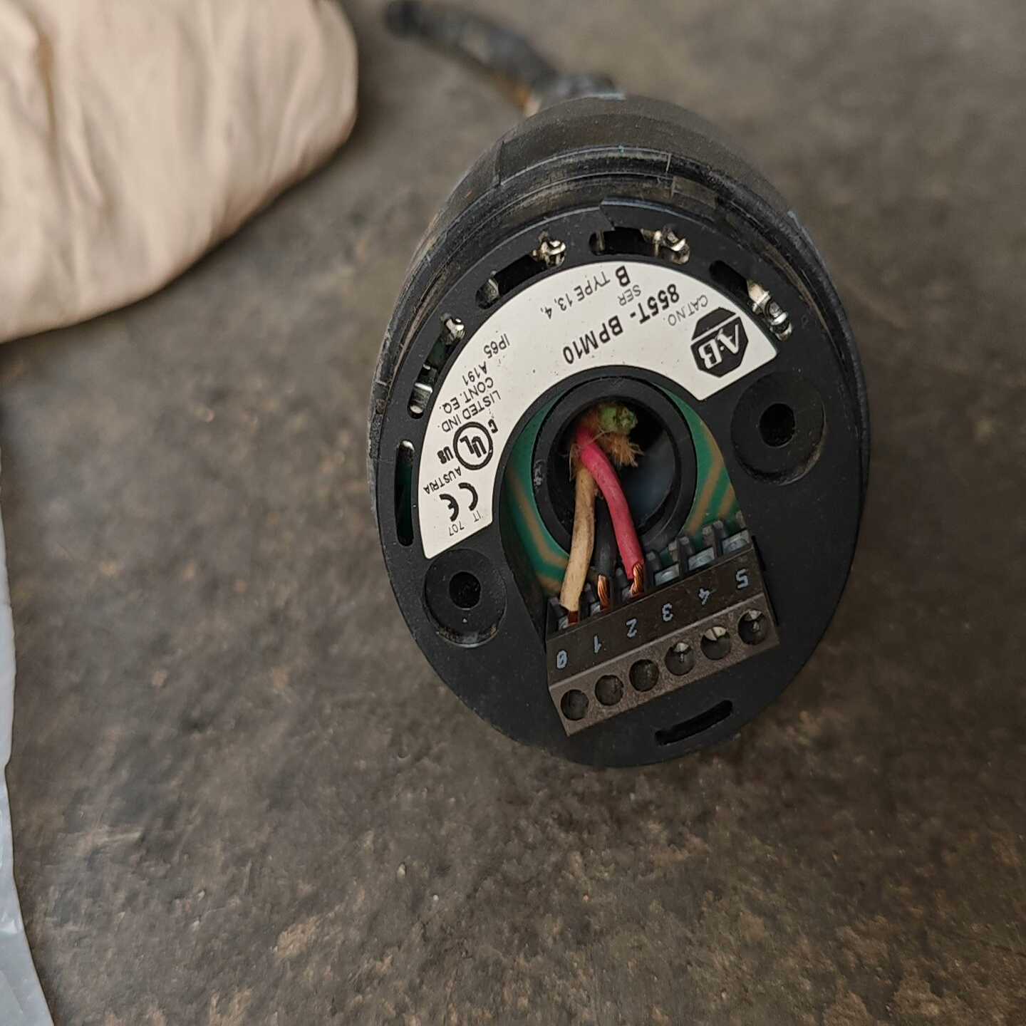 l议价原装AB罗克韦尔855T-BPM10原装AB罗克韦尔8现货/维修