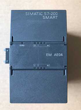 议价西门子200Smart模拟量模块EMAE04成色如图，