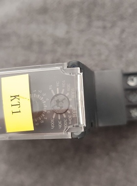 施耐德时间相序控制继电器RE22R1AMR全新库存无包装