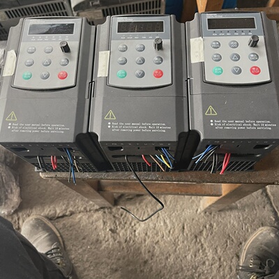 博普生变频器AE20021PH0.75G0.75KW