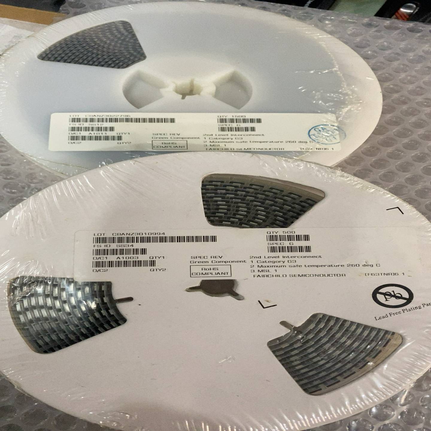 贴片整流二极管SS12/SS34适用