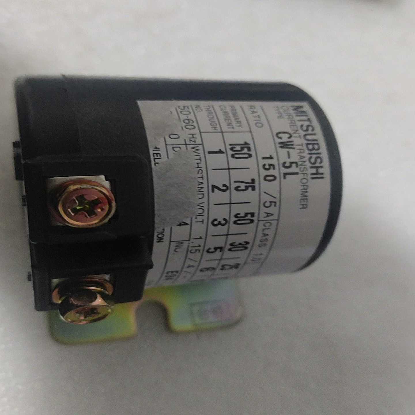 三菱。互感器CW-5L，150/5A   成色如图所示【侨报商行】