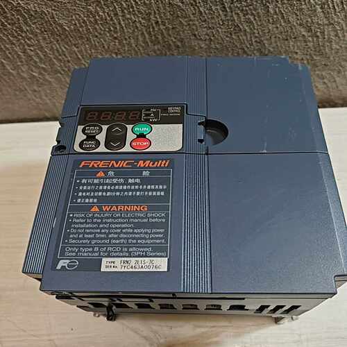 富士变频器FRN2.2E1S-7C2.2KW测好发货功