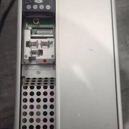 丹佛斯变频器FC102P37KT4E2037千瓦测试-议价