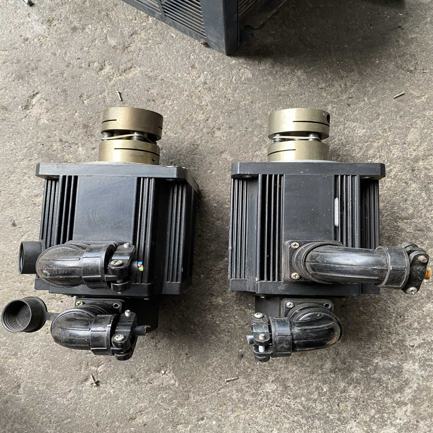 询价常华伺服电机130SM07720，1.6KW，7.7N.m，