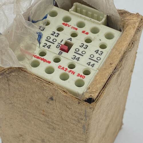 TELEMECANIQUE CA2FN 240 48 V Relay