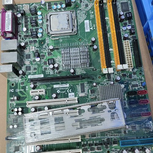 【询价】凌华ADLINK M-322 送CPU 成色如图所示