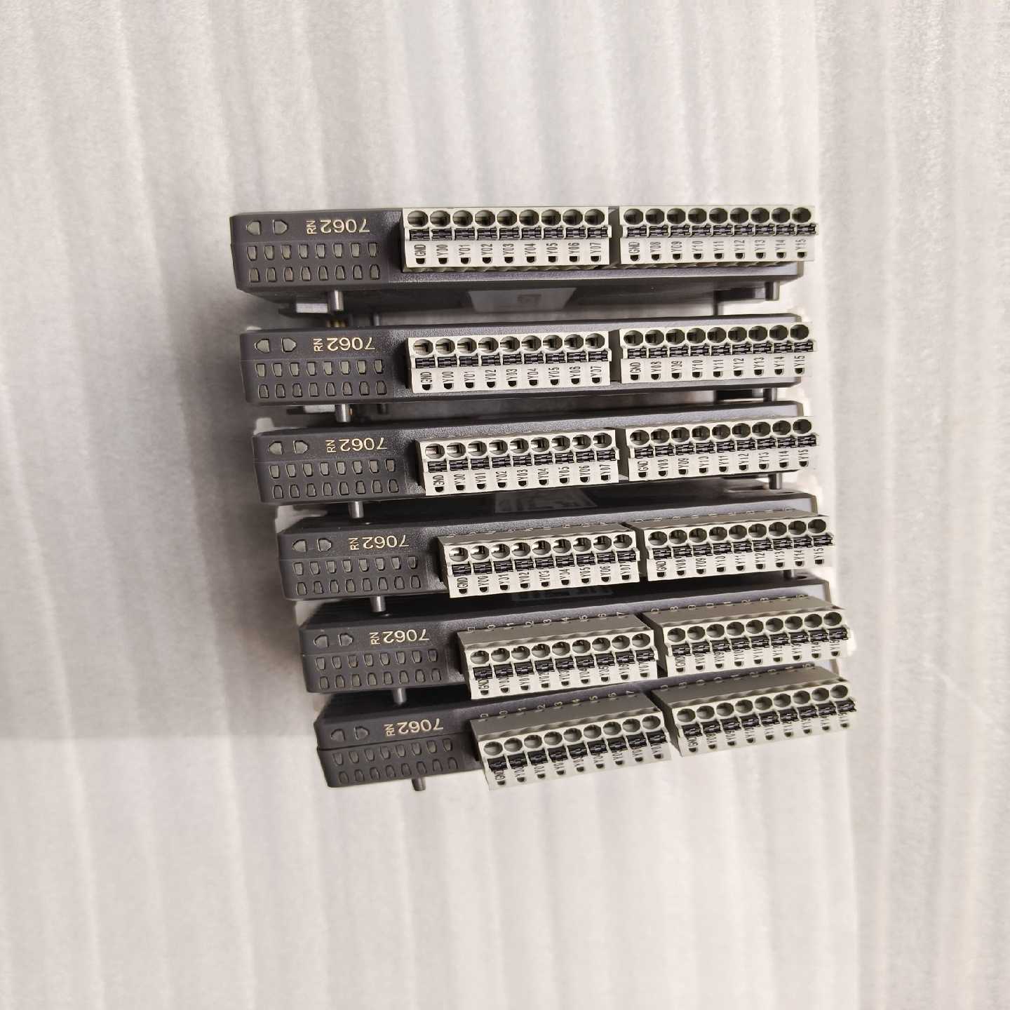 咨询-台达R1-EC7062D0没包装没上过机的