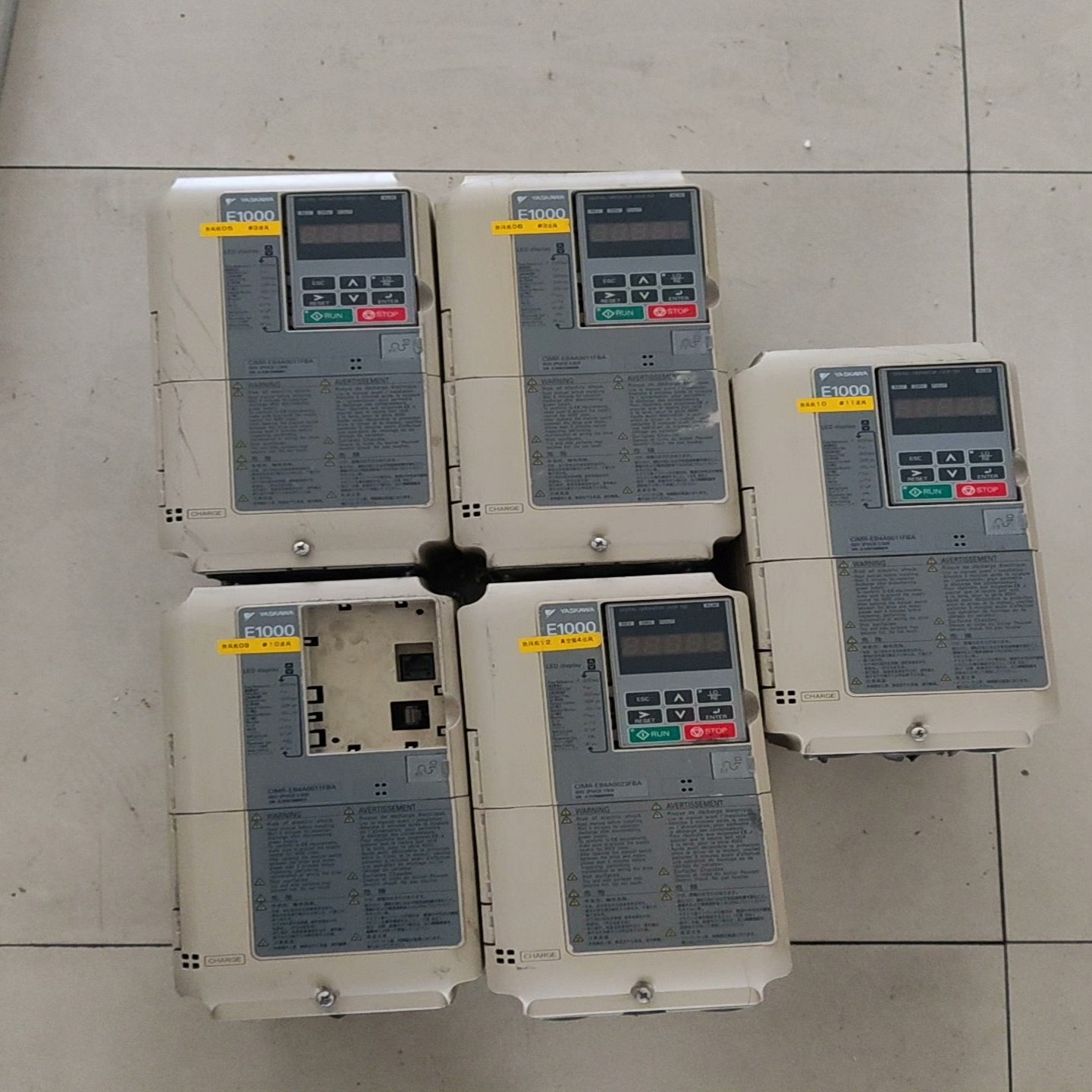 安川变频器CIMR-EB4A0011FBA/5.5KW，70~询价