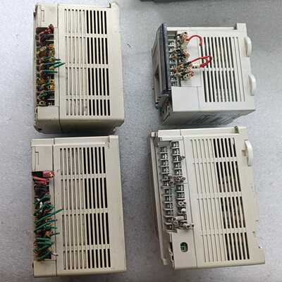 施耐德 TSXSCY11601 全新开封，14年份现货如图议~议价