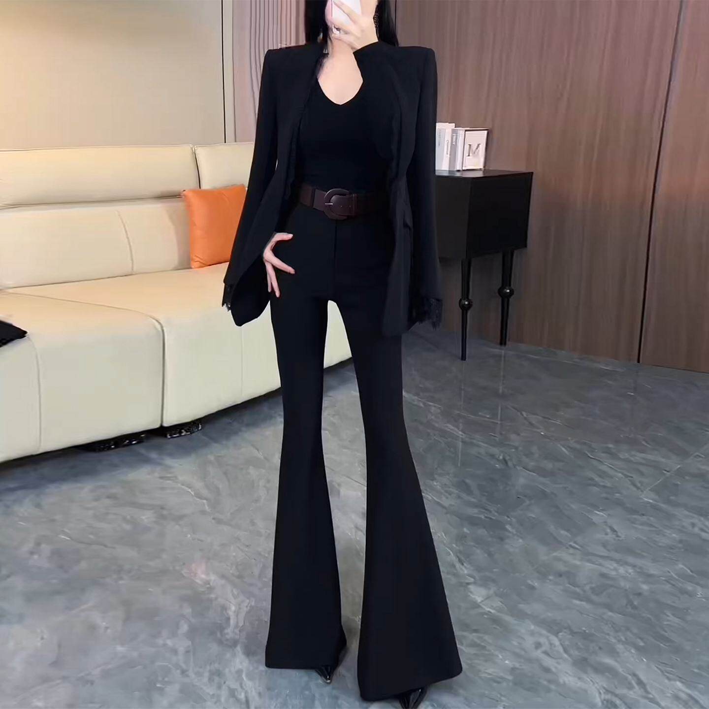 黑色气质窄版微喇西装裤女2025秋冬新款高个子弹力修身垂感马蹄裤