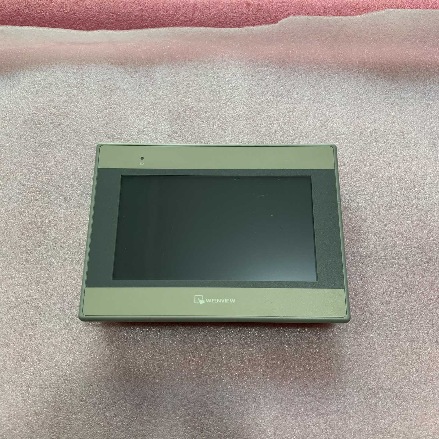 威纶触摸屏 MT6071IE 1WV 成色如图，质量【落红设备】