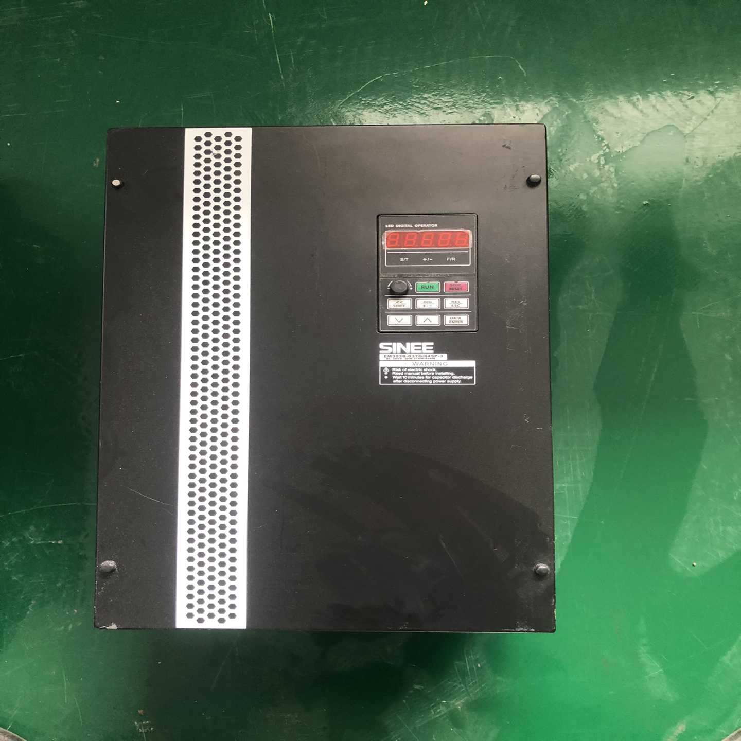 议价正弦变频器EM303B-037G/045P-337/45