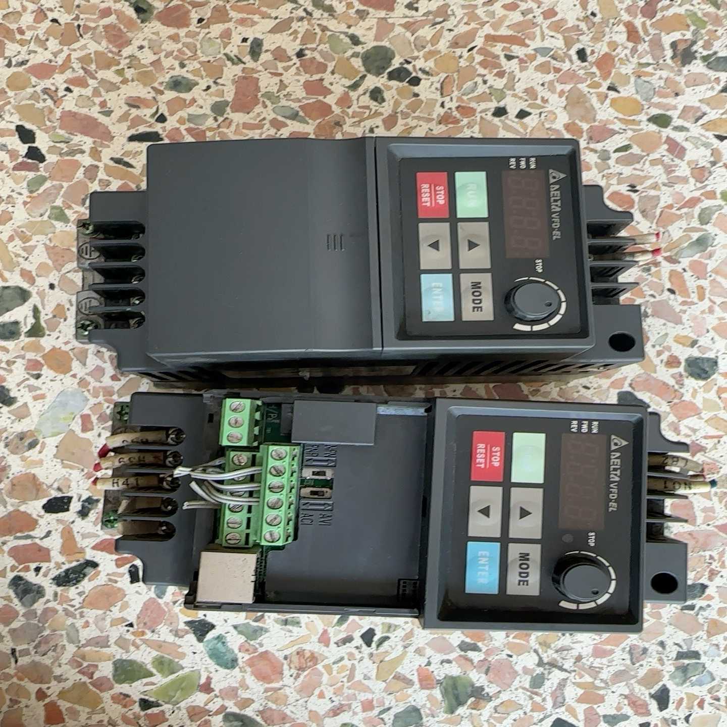 （霸霸电子）台达EL变频器+VFD004EL21A+测试+95新