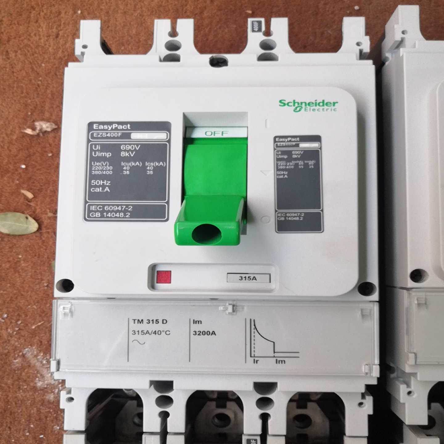 新品施耐德EZS400E3P315A固定式塑壳断路器EZ