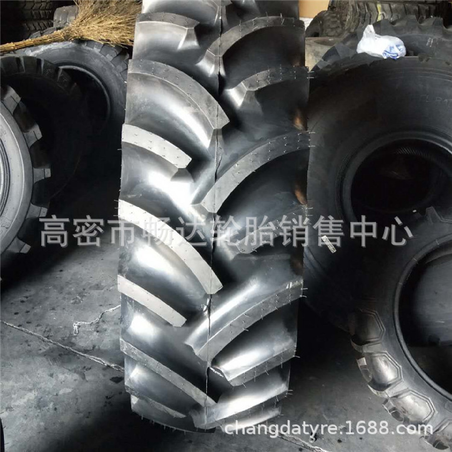 18.4-30农用拖拉机轮胎加密人字R-1S