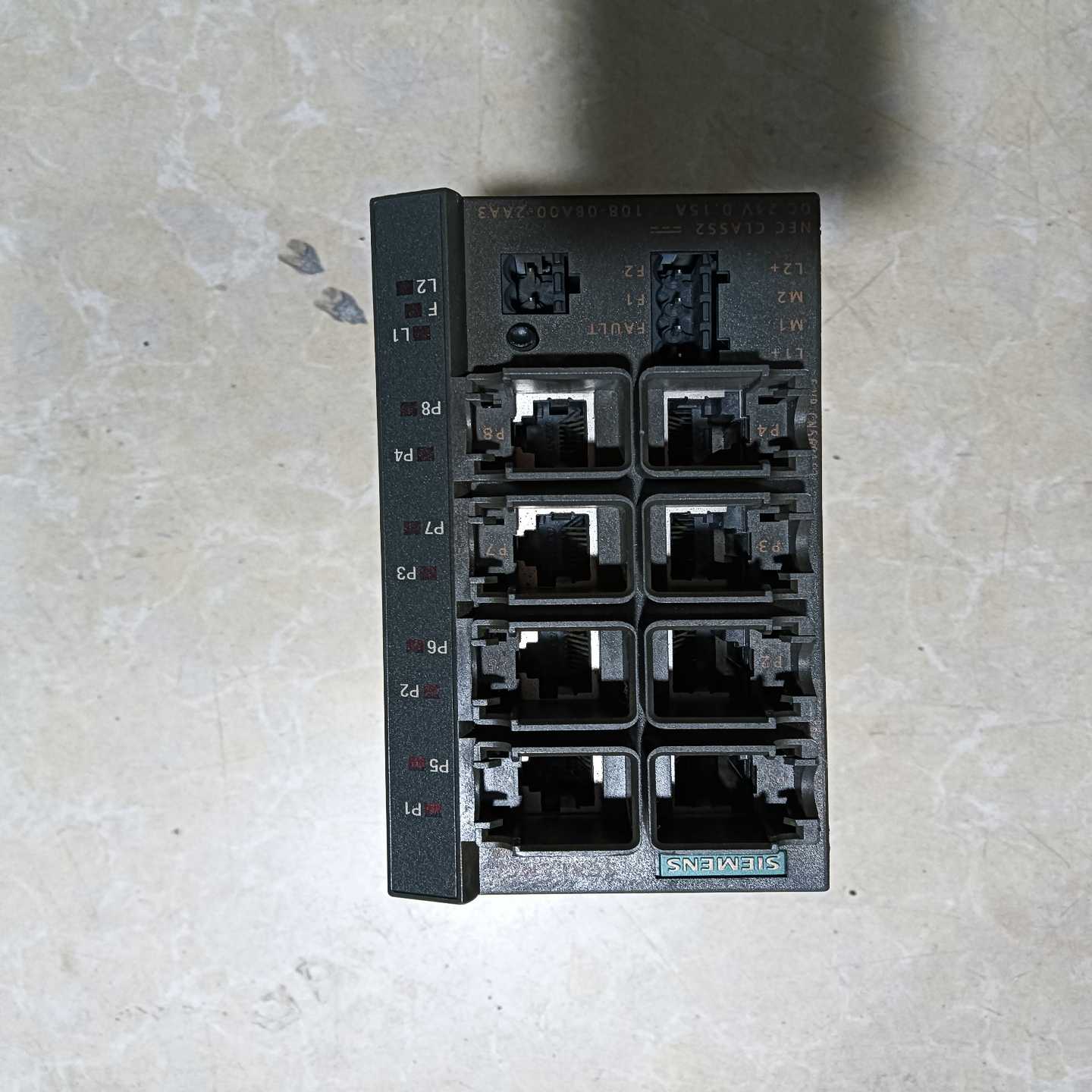 6GK5108-0BA00-2AA3交换机，成色如图，询价