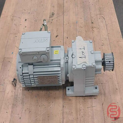 Sew-Eurodrive400V7.36:1比例4500Rpm电机R27DY71S/B/TH