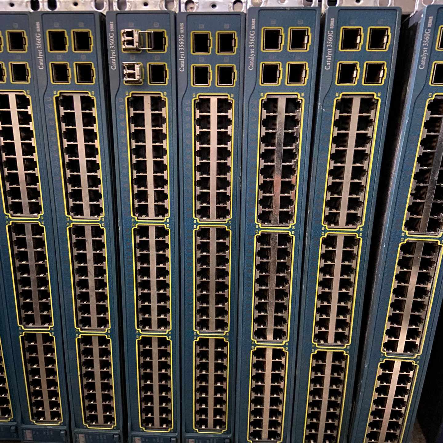 十台思科C3560G-48TS-S/E 48口千兆交换机