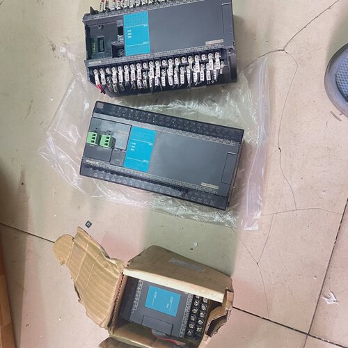 寻永宏PLCFBS60MAT2AC有一个