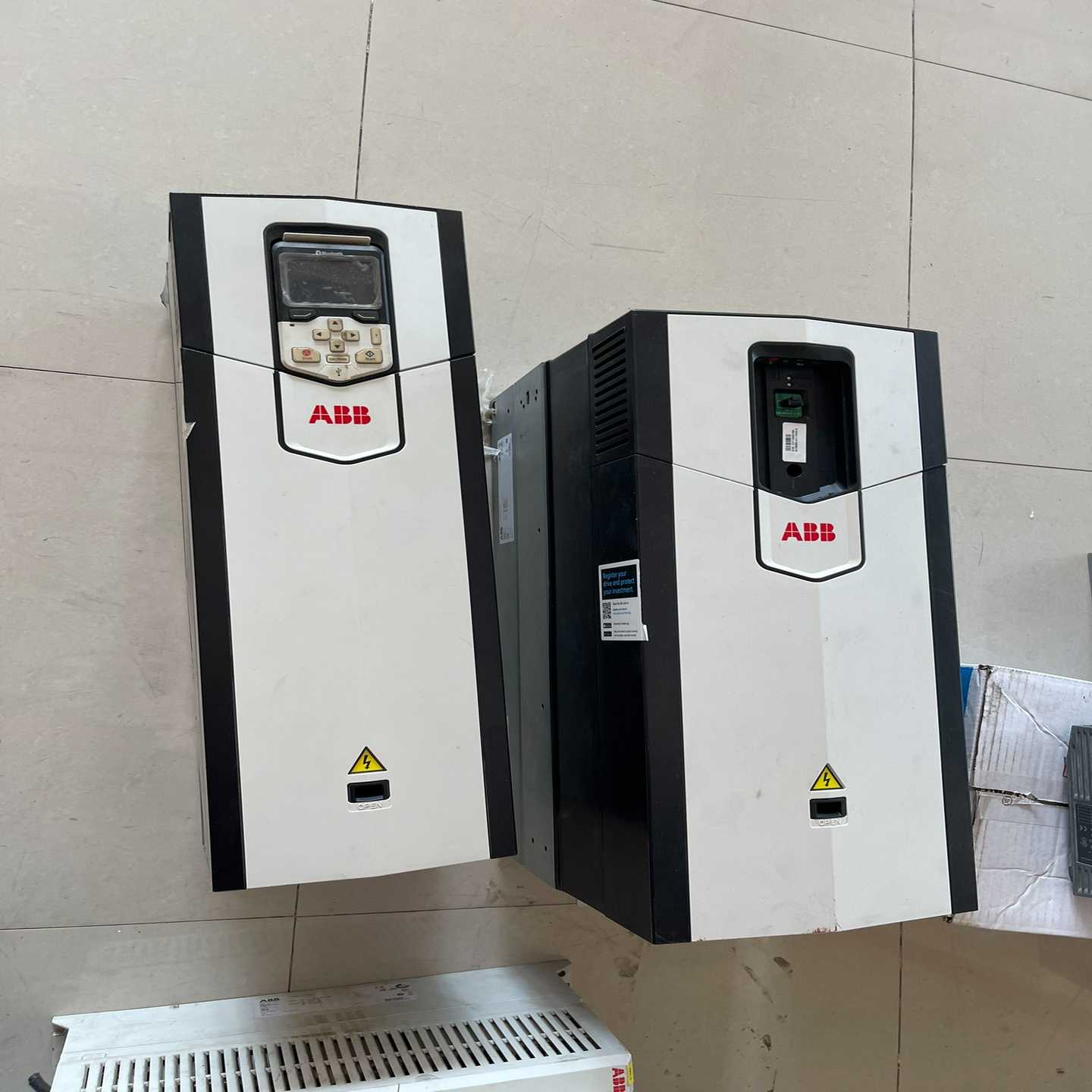 (询价)ABB变频器ACS880-01-065A-5 75KW质量包