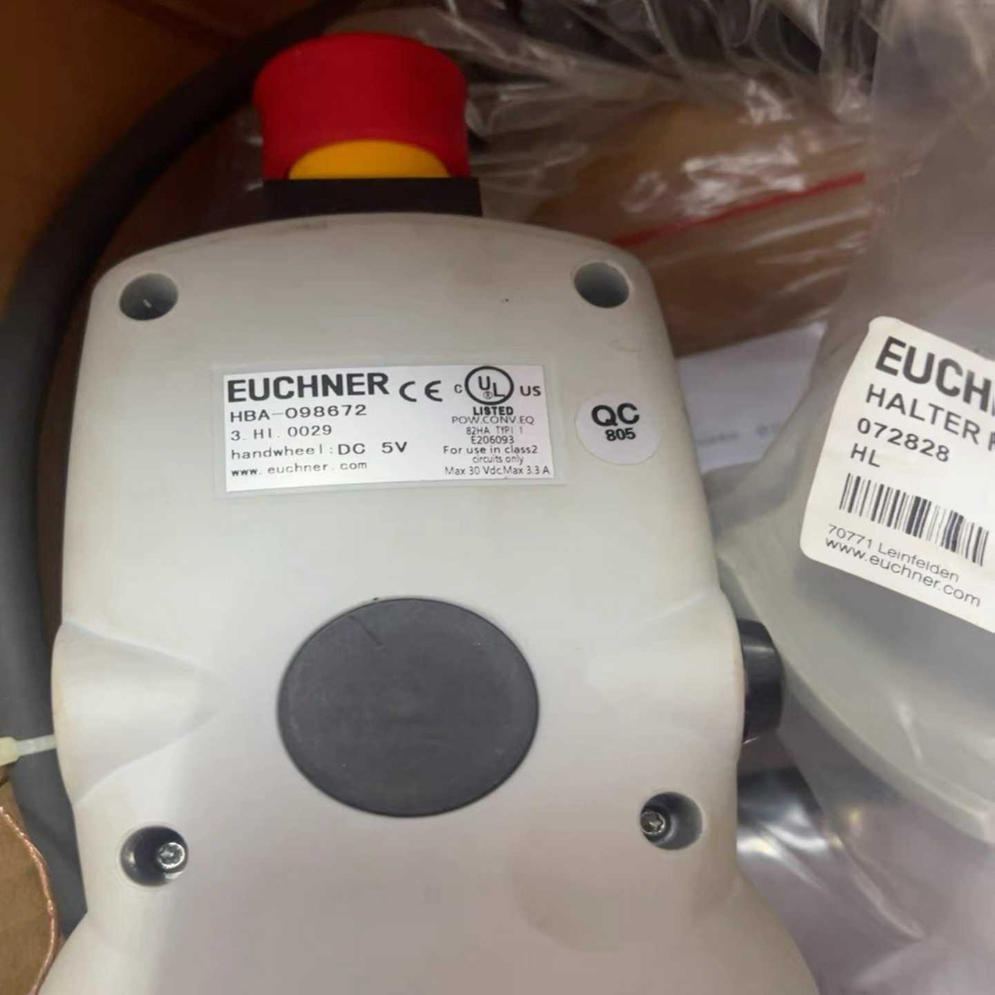 安士能手持单元HBA-098672，EUCHNER，带电缆及--议价商品