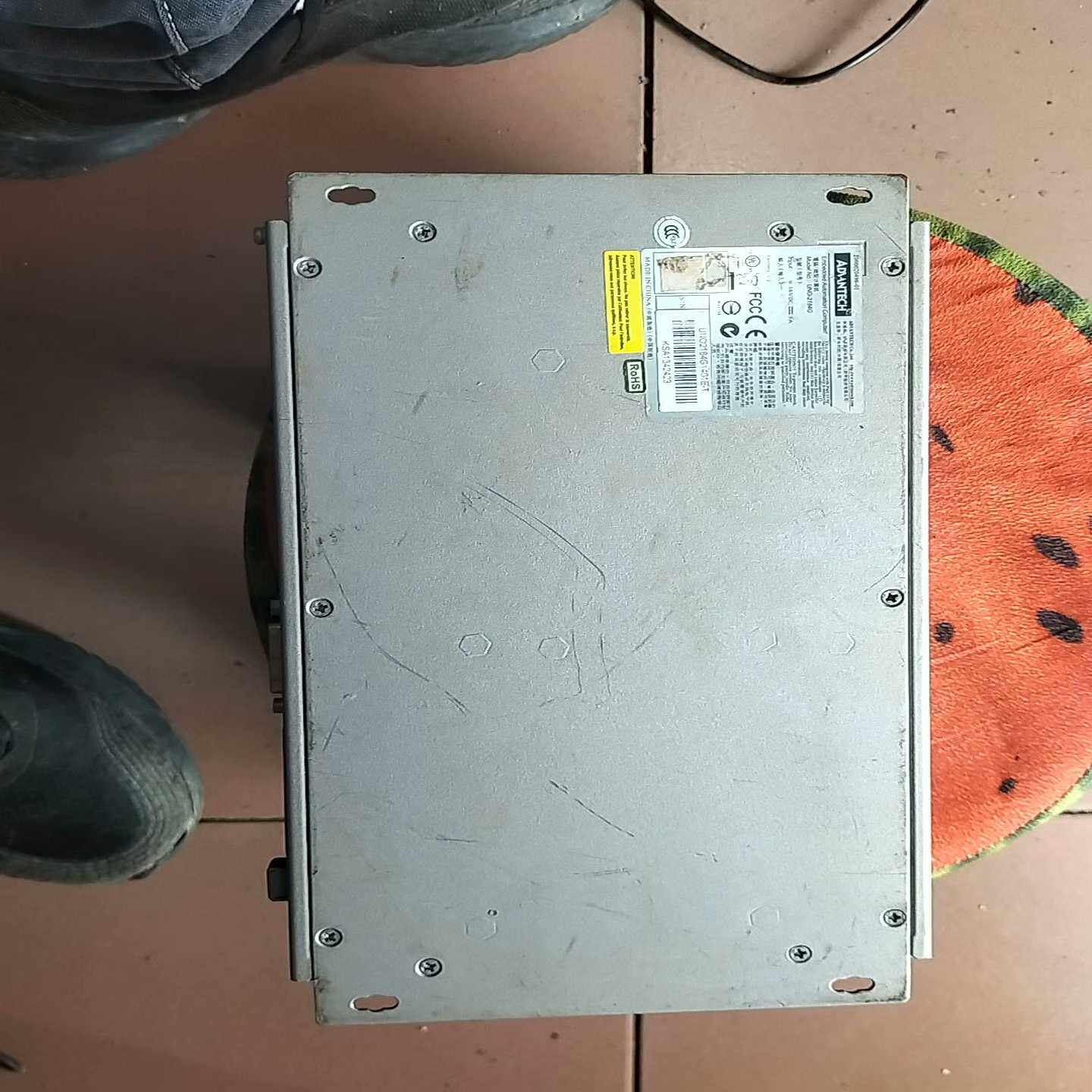 研华工控机UNO-2184G实图橙色询价