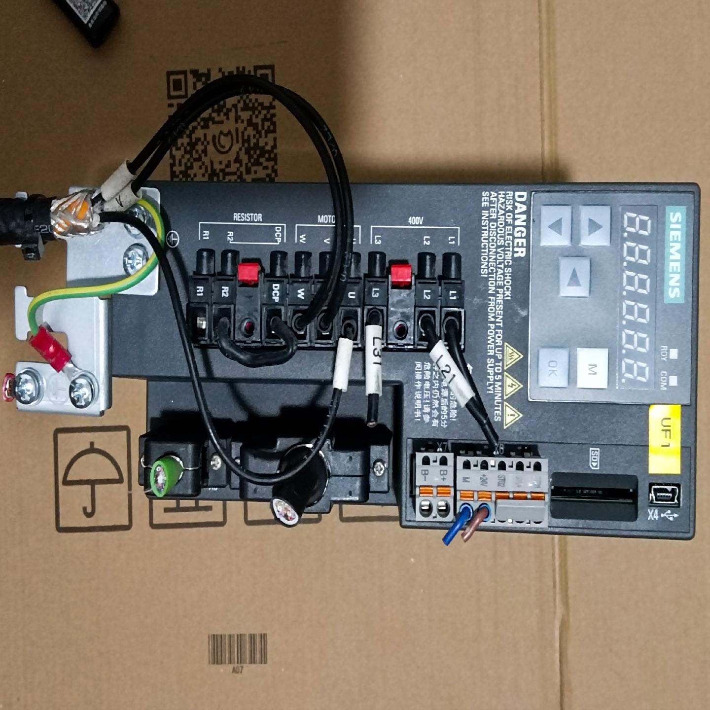 询价西门子V90伺服器3AC一380一480V2.6A50/60