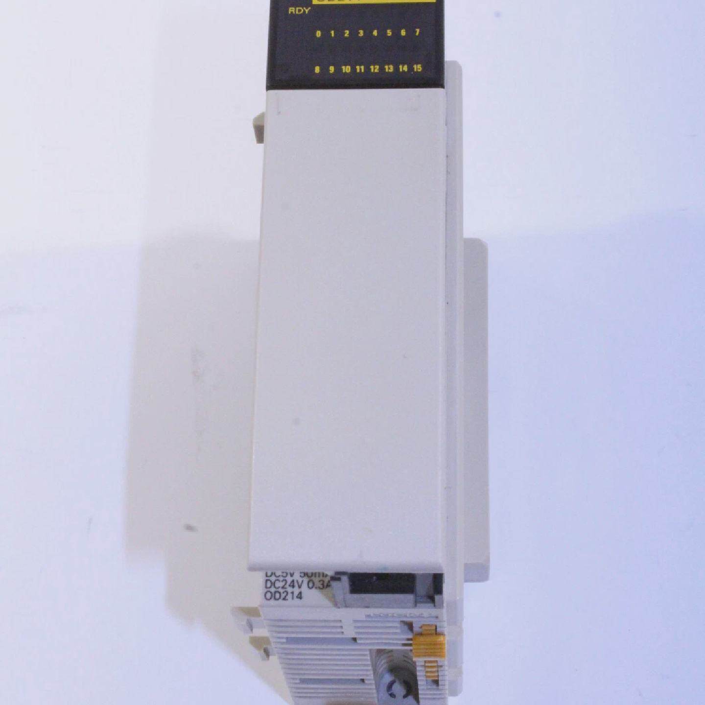 Omron CQM1OD214 Output Module
