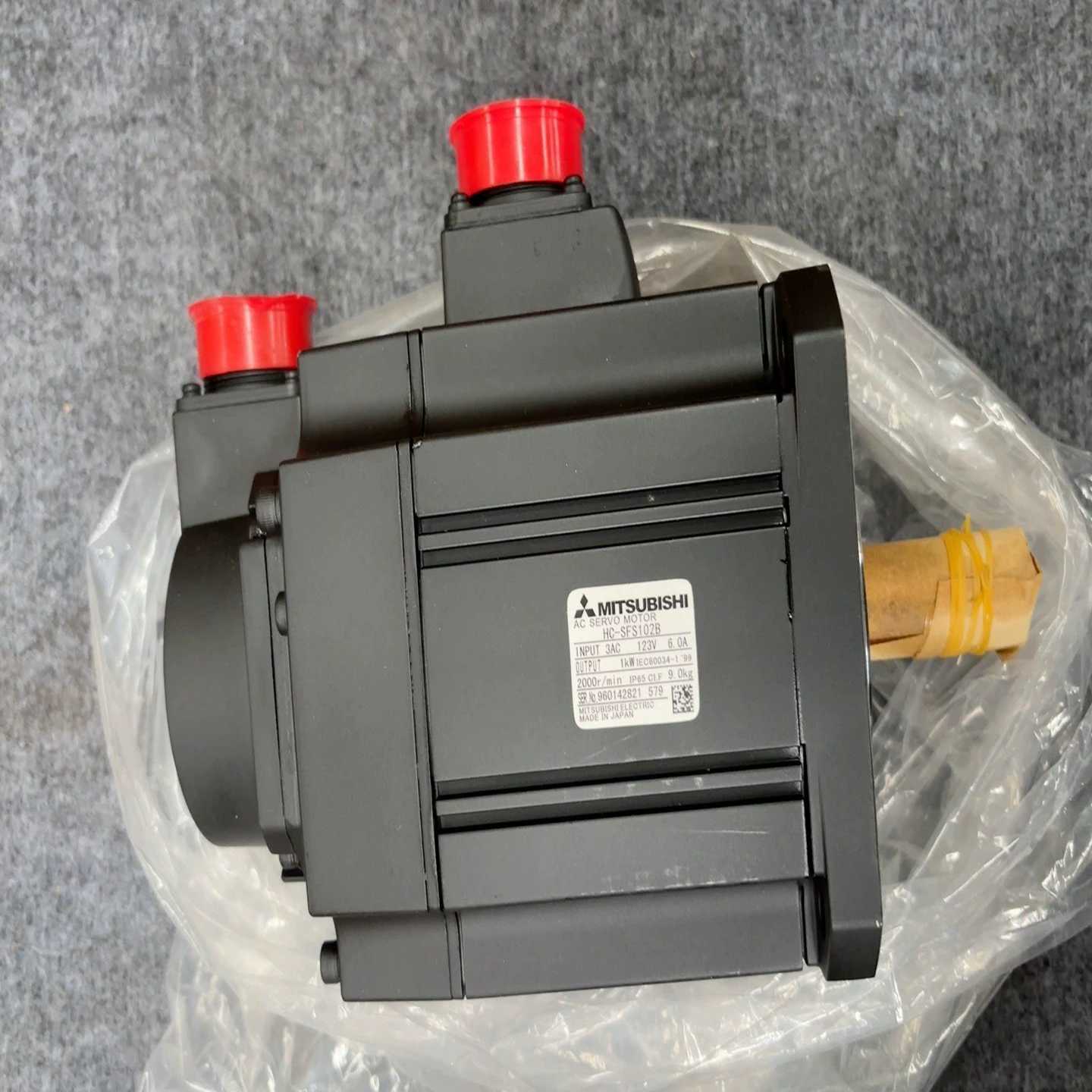 全新伺服电机HC-SFS102B三菱品牌全新未使用实物就-议价