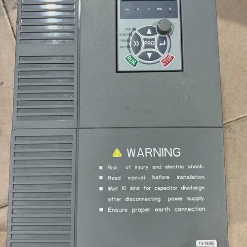寻澳地特变频器18.5KW22KW型号AD300T401