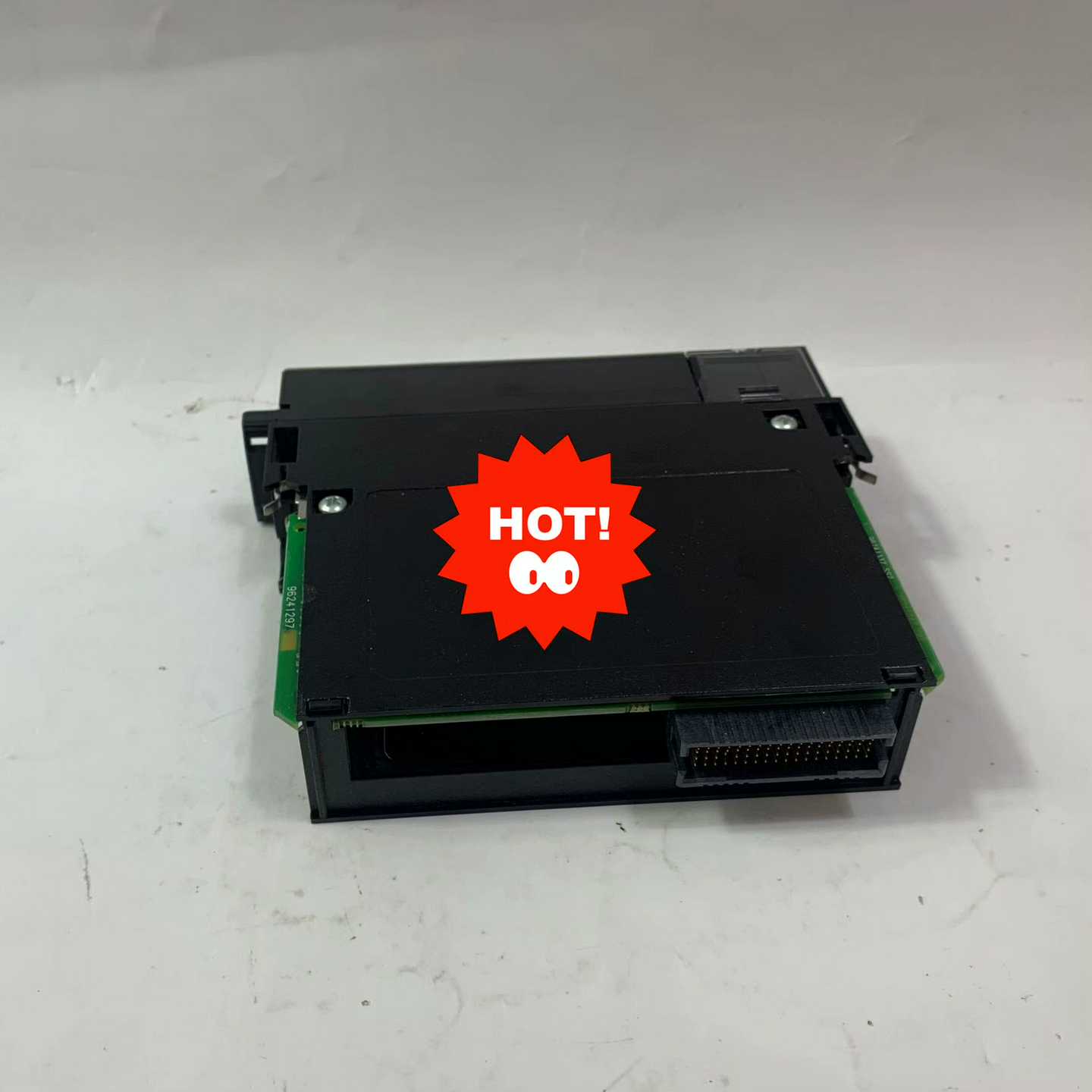 AB 25B-D6P0N104     拍前联系【鑫鑫商铺】