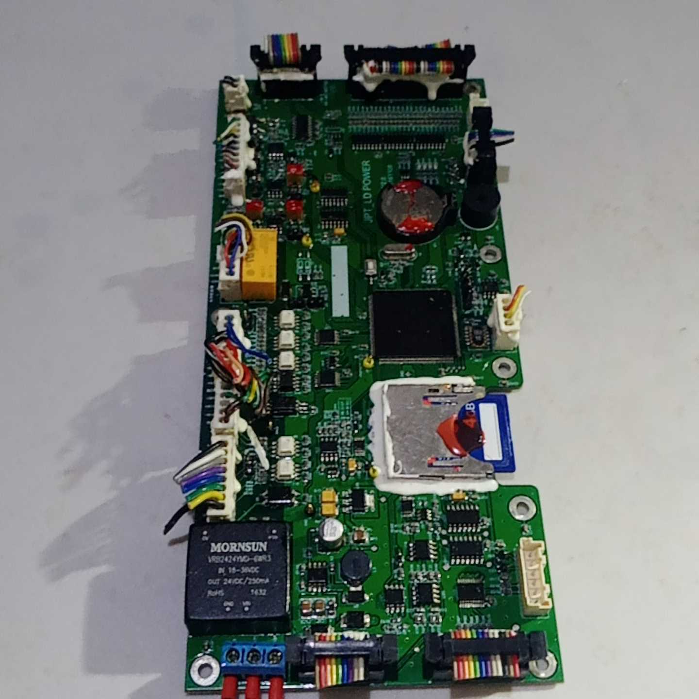 询价-XC2C64A-VQG100