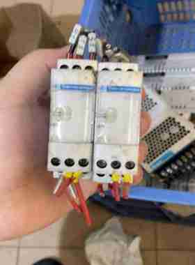 议价-相序继电器RM4bTG20，二手拆机，2-议价