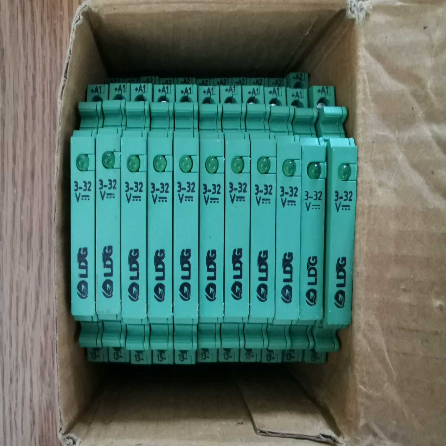 询价全新LDG继电器MRA-23D5-H，有11片，功能好，