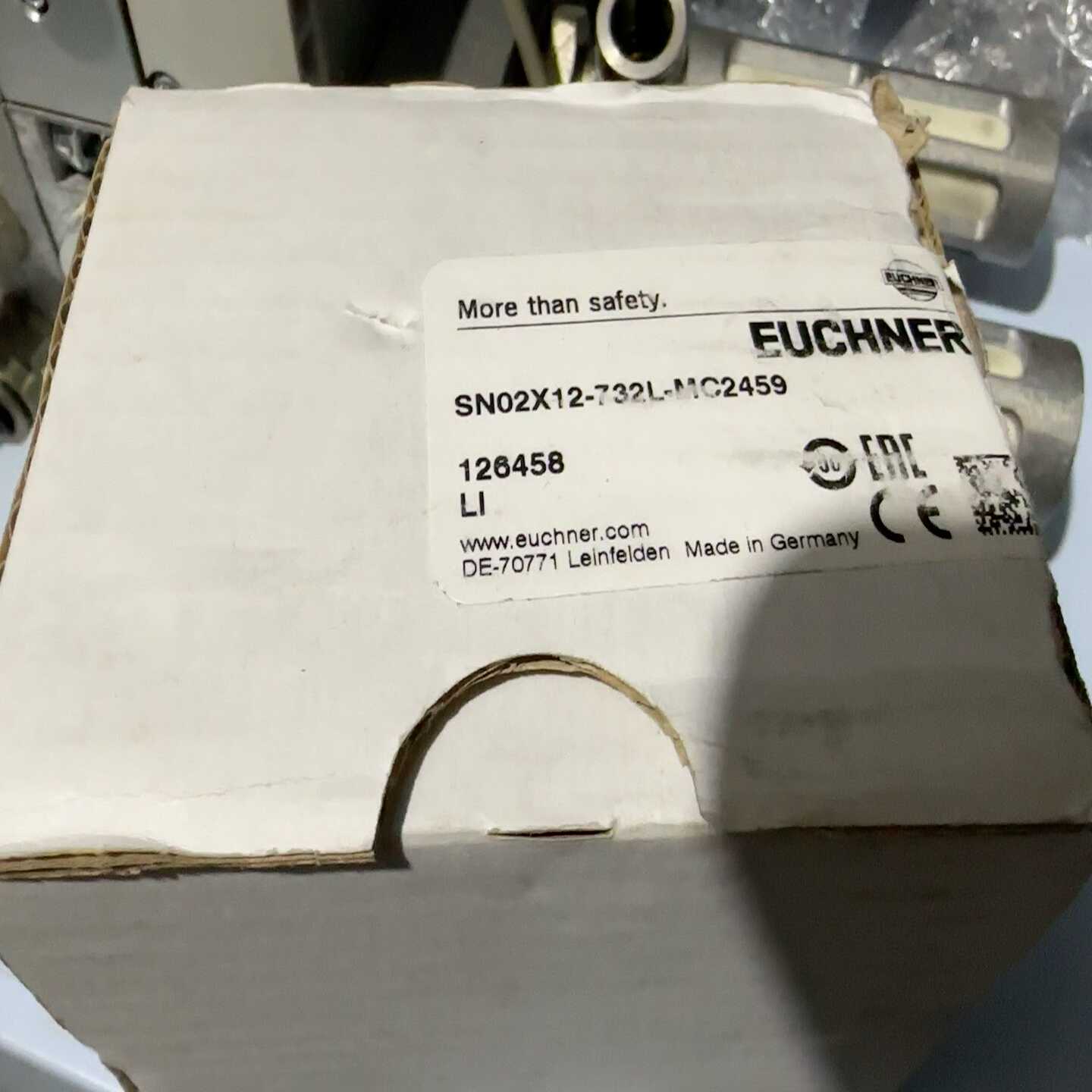 安士能EUCHNER安全开关SN02X12-732L-MC2询价