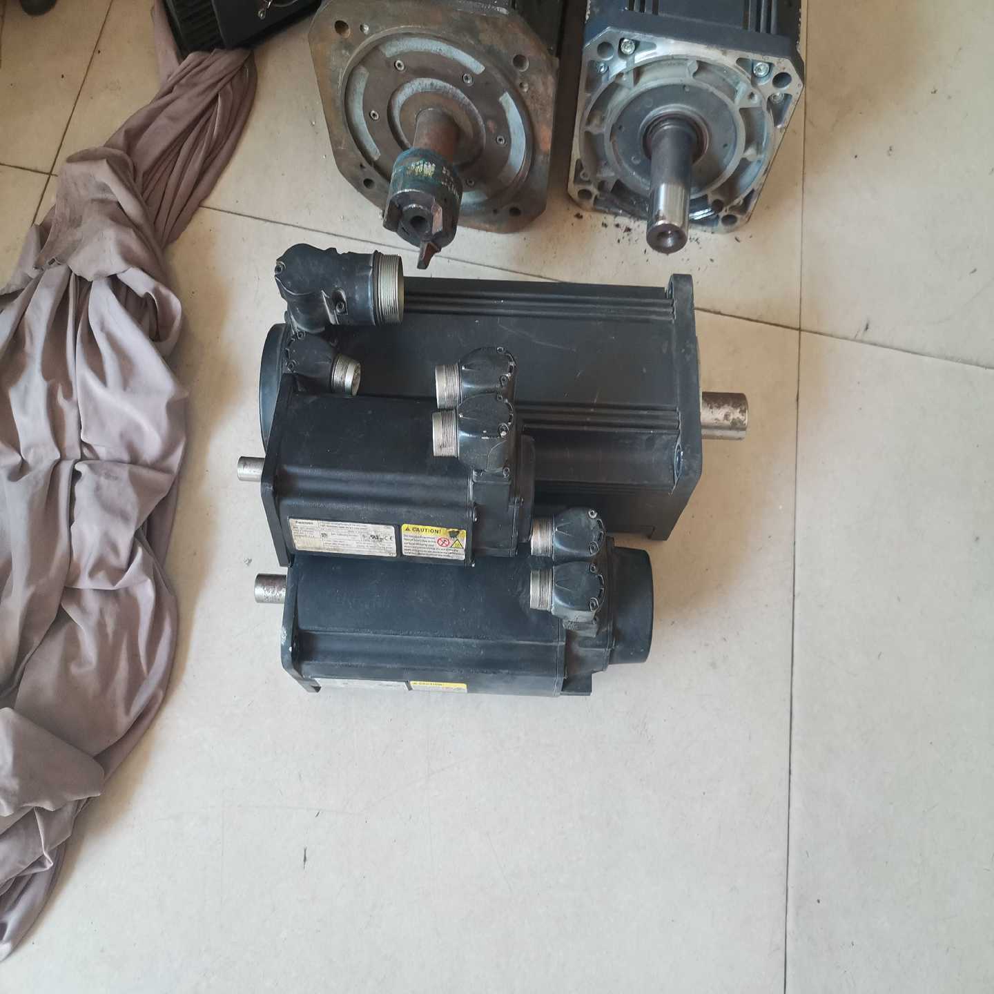 【议价】力士乐伺服电机，MSK040C-0600-NN-S1-UG0适用