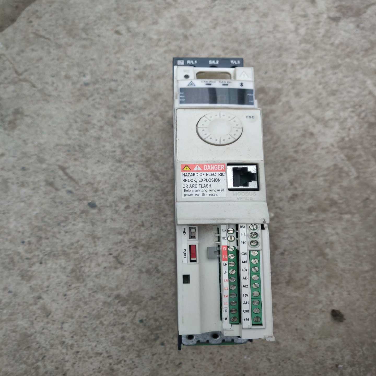 询价拍~变频器ATV32HU40N4，，，议价